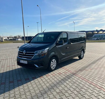 samochody osobowe Renault Trafic cena 300120 przebieg: 70, rok produkcji 2023 z Reda